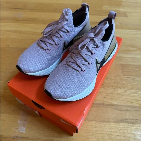 Nike Infinity React - Picture 1 of 4